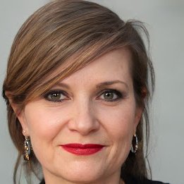 Caroline R Chartrand 