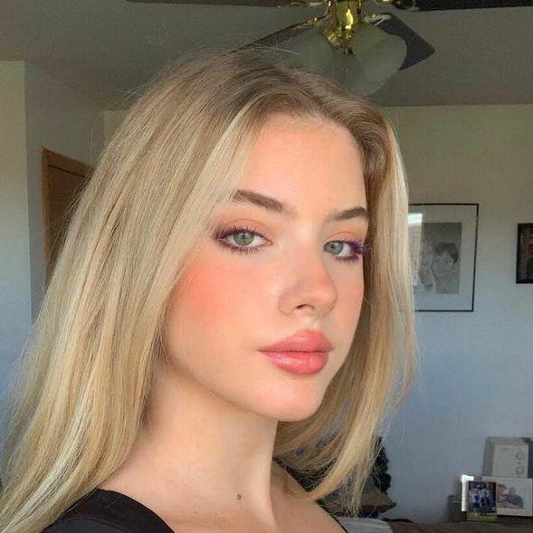 Lucy Ames716