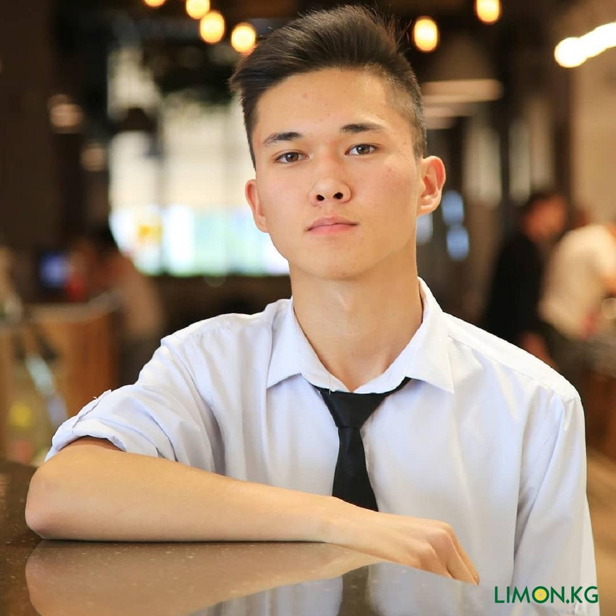 Роберт Батэн