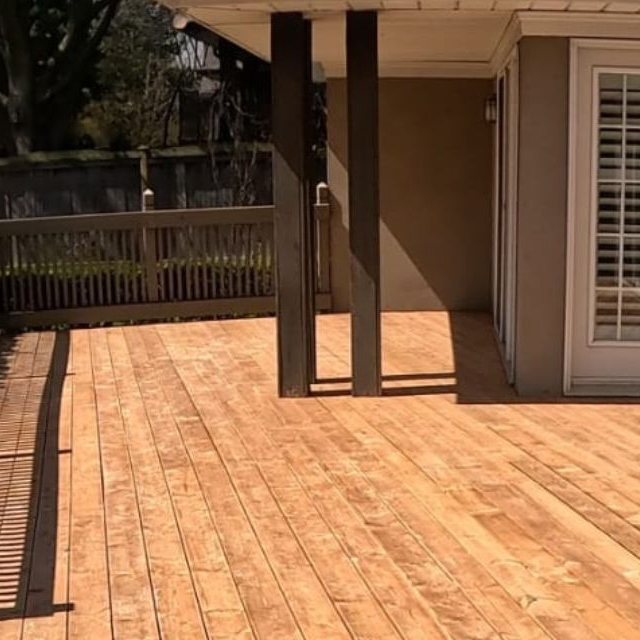 Top Deck Builder Oakville